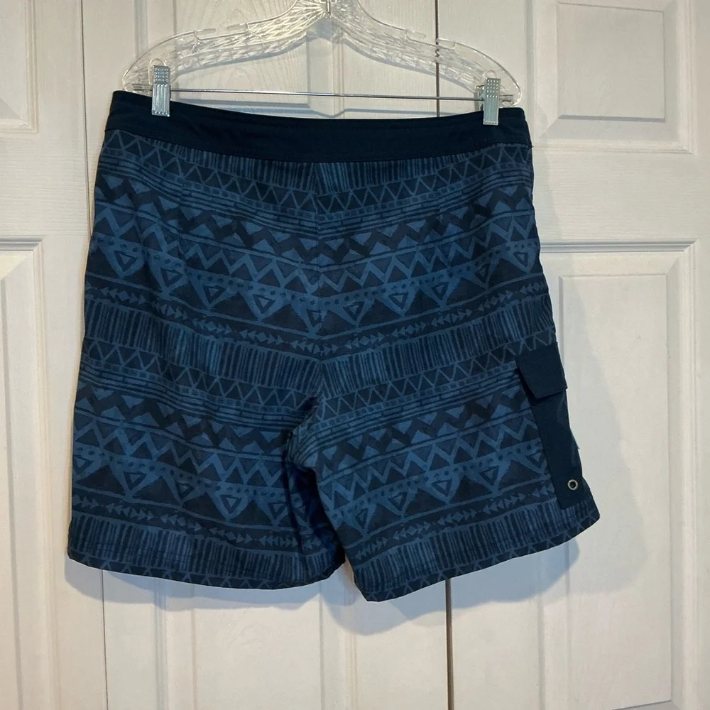 🩷 American Eagle Men’s Blue Board Shorts  - Large